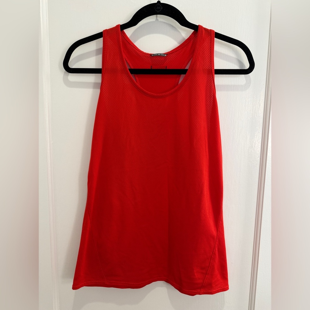 oiselle Flyout Tank